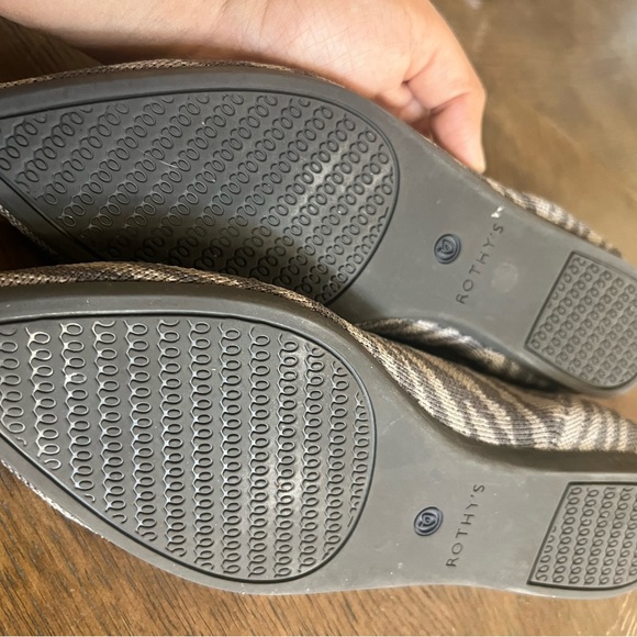 Zebra print Rothy’s…size 7! - Picture 2 of 2